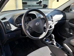 Schwarz Gebraucht 2011 Hyundai i30 Kleinwagen | 2.000 € (Guter Preis)