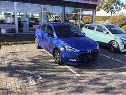 Blau Gebraucht 2018 Hyundai i20 Passion Limousine | 7.800 € (Guter Preis)
