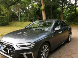 Grau Gebraucht 2022 Audi A4 S-Line Limousine | 30.500 € (Guter Preis)