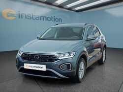 Blau Gebraucht 2024 VW T-Roc SUV | 23.199 € (Guter Preis)