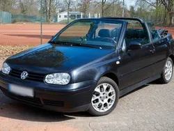 Schwarz Gebraucht 1999 VW Golf Cabriolet Highline Cabrio | 8.300 €