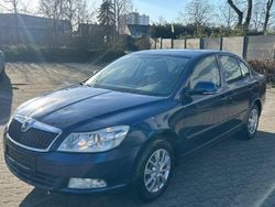 Blau Gebraucht 2009 Skoda Octavia Ambiente Limousine | 3.998 € (Guter Preis)