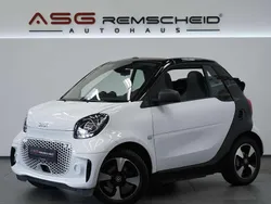 Weiß Gebraucht 2020 Smart ForTwo Electric Drive Passion Cabrio | 11.900 € (Fairer Preis)