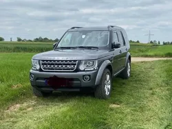Grau Gebraucht 2016 Land Rover Discovery 4 SE SUV | 19.500 € (Superpreis)