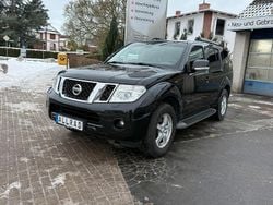 Blackmetallic Gebraucht 2010 Nissan Pathfinder SUV | 5.480 €