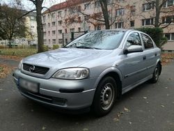 Gebraucht 1999 Opel Astra Limousine | 950 €