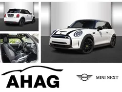 Schwarz Gebraucht 2023 Mini Cooper SE Kleinwagen | 22.840 € (Etwas zu teuer)