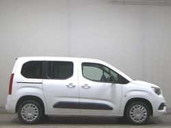 Weiss Gebraucht 2022 Opel Combo Elegance Van / Kleinbus | 15.980 € (Superpreis)