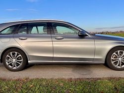 Grau Gebraucht 2016 Mercedes C180 Avantgarde Kombi | 16.800 € (Fairer Preis)