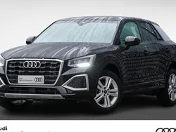 Brillantschwarz Gebraucht 2024 Audi Q2 Advanced Plus SUV | 25.844 € (Fairer Preis)
