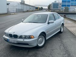 Silber Gebraucht 2001 BMW 520 Limousine | 2.999 € (Etwas zu teuer)