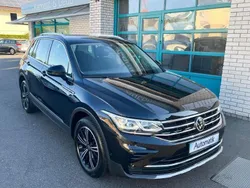 Schwarz Gebraucht 2021 VW Tiguan Elegance SUV | 33.950 € (Fairer Preis)