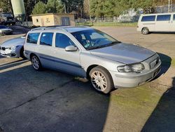 Silber Gebraucht 2001 Volvo V70 Kombi | 898 €