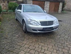 Silber Gebraucht 2005 Mercedes S320 Limousine | 3.300 €