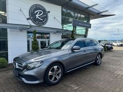Grau Gebraucht 2018 Mercedes E300 Avantgarde Limousine | 33.100 € (Teuer)
