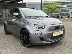 Colore esterno Gebraucht 2022 Fiat 500e La Prima Cabrio | 21.980 € (Fairer Preis)