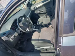 Grau Gebraucht 2007 Opel Astra Limousine | 1.600 € (Guter Preis)