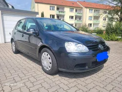 Schwarz Gebraucht 2004 VW Golf V Limousine | 1.200 € (Guter Preis)