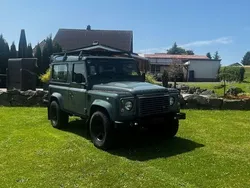 Grün Gebraucht 2010 Land Rover Defender SE SUV | 39.500 € (Superpreis)