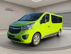 Mamba gruen (s) Gebraucht 2015 Opel Vivaro Van / Kleinbus | 19.800 € (Teuer)