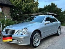 Grau Gebraucht 2005 Mercedes C320 Sport Edition Limousine | 4.000 € (Guter Preis)