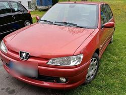 Rot Gebraucht 2000 Peugeot 306 Kleinwagen | 1.550 € (Guter Preis)