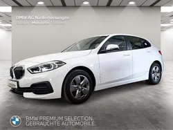 Weiß Gebraucht 2022 BMW 118 Sport Line Kleinwagen | 24.680 € (Fairer Preis)