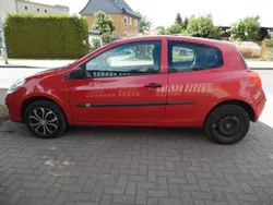 Rot Gebraucht 2006 Renault Clio II Limousine | 1.100 € (Guter Preis)
