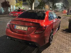 Rot Gebraucht 2017 Mercedes C300 Style Limousine | 19.500 € (Teuer)