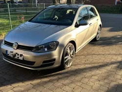 Silber Gebraucht 2013 VW Golf VII Comfortline Limousine | 9.990 € (Fairer Preis)