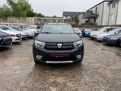 Grau Gebraucht 2018 Dacia Logan MCV Stepway Kombi | 8.900 € (Guter Preis)