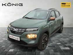 Grün Gebraucht 2023 Dacia Spring Extreme Kleinwagen | 16.999 € (Etwas zu teuer)