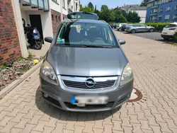 Andere außenfarben Gebraucht 2007 Opel Zafira Van / Kleinbus | 5.200 €
