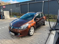 Braun Gebraucht 2013 Renault Clio IV Limousine | 6.300 € (Etwas zu teuer)