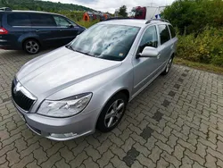 Silber Gebraucht 2012 Skoda Octavia Kombi | 2.700 € (Fairer Preis)