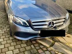 Mercedes E220
