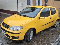 Gelb Gebraucht 2005 Fiat Punto Active Kleinwagen | 799 € (Guter Preis)