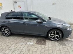 Grau Gebraucht 2020 VW Golf VII Style Limousine | 18.600 € (Fairer Preis)