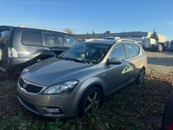 Gebraucht 2013 Kia Ceed DREAM-TEAM Edition Kleinwagen | 999 € (Guter Preis)