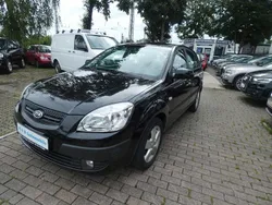 Schwarz Gebraucht 2008 Kia Rio EX Kleinwagen | 2.650 € (Fairer Preis)
