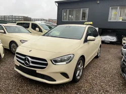 Beige Gebraucht 2019 Mercedes B180 Van / Kleinbus | 9.500 € (Superpreis)