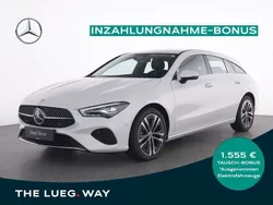 Digitalweiß Gebraucht 2024 Mercedes CLA180 Shooting Brake Progressive Kombi | 29.385 € (Fairer Preis)