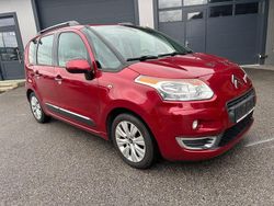Rot Gebraucht 2011 Citroën C3 Picasso Exclusive Van / Kleinbus | 1.750 € (Superpreis)