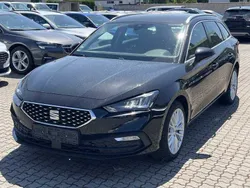Mitternachtsschwarz Gebraucht 2023 Seat Leon XCELLENCE Kombi | 22.980 €