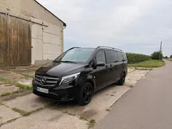 Schwarz Gebraucht 2020 Mercedes Vito Van / Kleinbus | 47.500 €