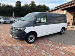 Grau Gebraucht 2016 VW T6 Van | 11.450 €
