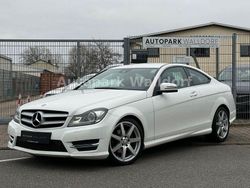 Weiß Gebraucht 2012 Mercedes C220 AMG line Coupé | 10.590 € (Etwas zu teuer)