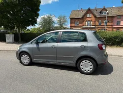 Grau Gebraucht 2006 VW Golf V Kleinwagen | 1.950 € (Guter Preis)