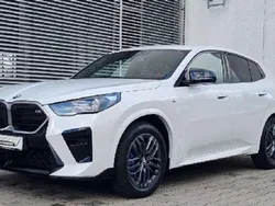 Weiß Gebraucht 2024 BMW X2 Efficient Dynamics SUV | 49.290 €