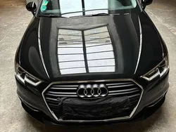 Schwarz Gebraucht 2018 Audi A3 Sportback Design Kombi | 17.800 € (Fairer Preis)